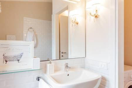 Di Punto In Bianco Home Verona Exteriér fotografie